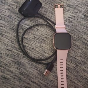 Fitbit Versa 2